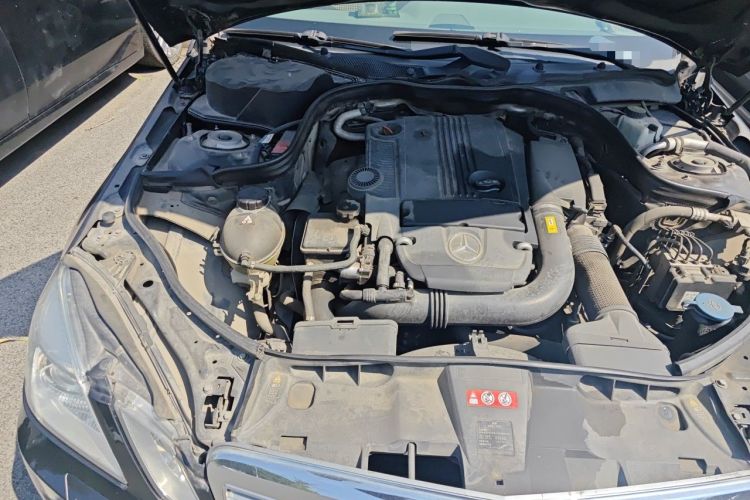 Used Mercedes-Benz E-Class 2011 E 200 L CGI Elegant Model Engine Bay Right