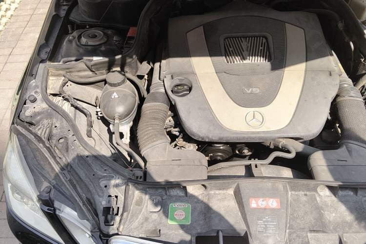 Used Mercedes-Benz E-Class 2011 E 300 L Elegant Model Engine Bay Right