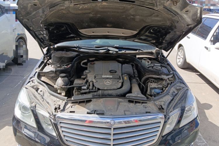 Used Mercedes-Benz E-Class 2011 E 200 L CGI Elegant Model Engine Bay