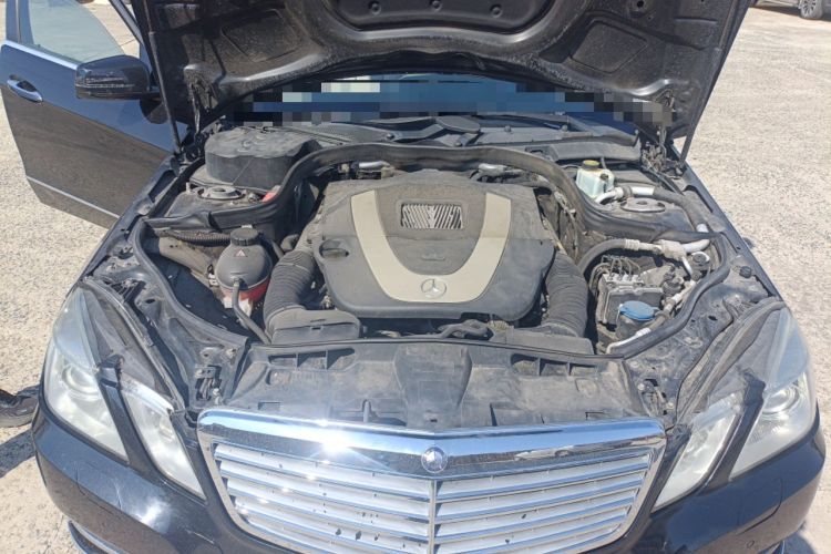 Used Mercedes-Benz E-Class 2011 E 300 L Elegant Model Engine Bay