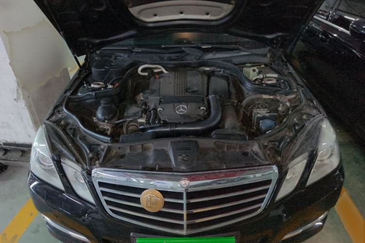 Used Mercedes-Benz E-Class 2011 E 260 L CGI Fashion Model Engine Bay
