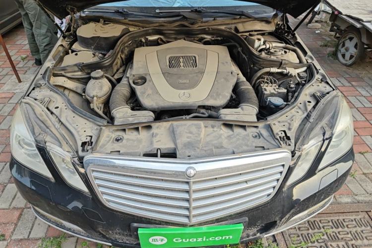 Used Mercedes-Benz E-Class 2011 E 300 L Elegant Model Engine Bay