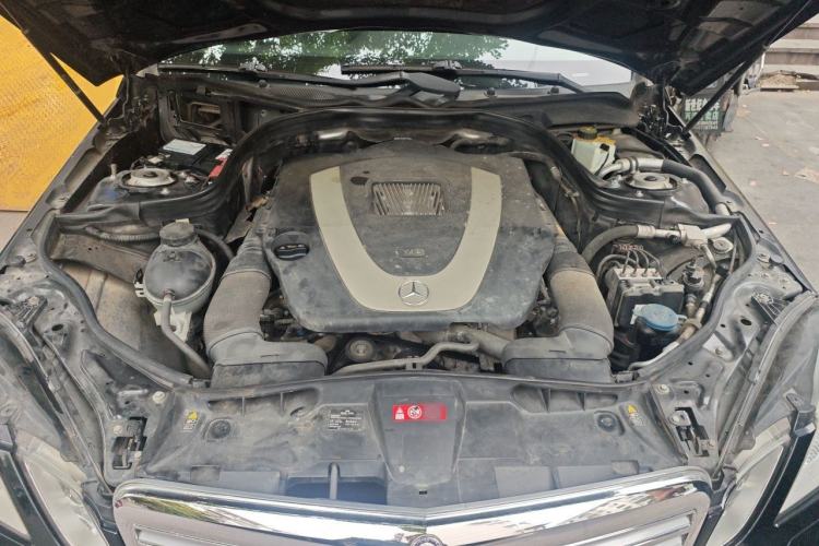 Used Mercedes-Benz E-Class 2011 E 300 L Elegant Model Engine Bay