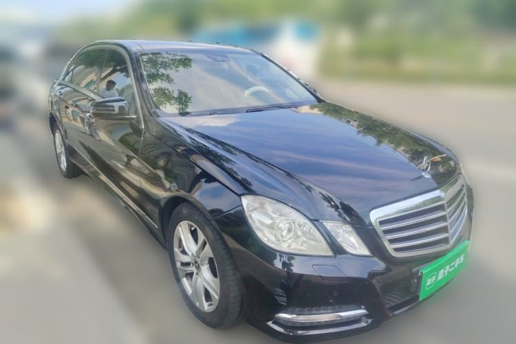 Used Mercedes-Benz E-Class 2011 E 300 L Fashion Prestige Model Front Right 45 Deg