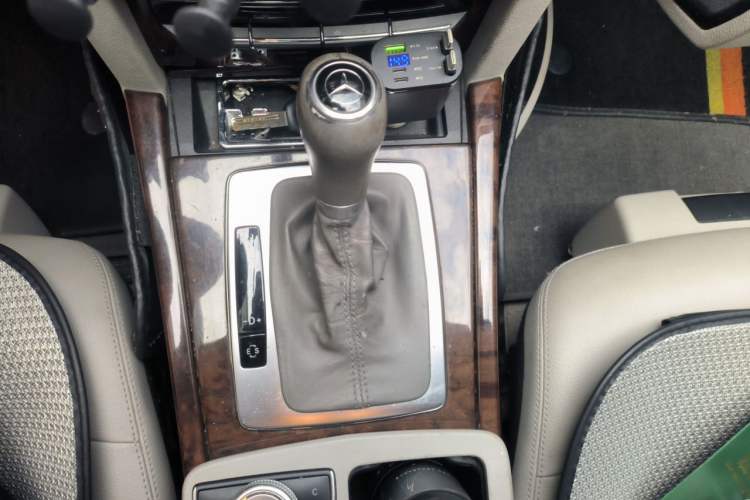 Used Mercedes-Benz E-Class 2011 E 200 L CGI Elegant Model Gear Lever