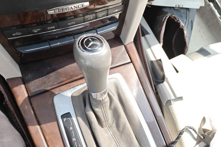 Used Mercedes-Benz E-Class 2011 E 200 L CGI Elegant Model Gear Lever
