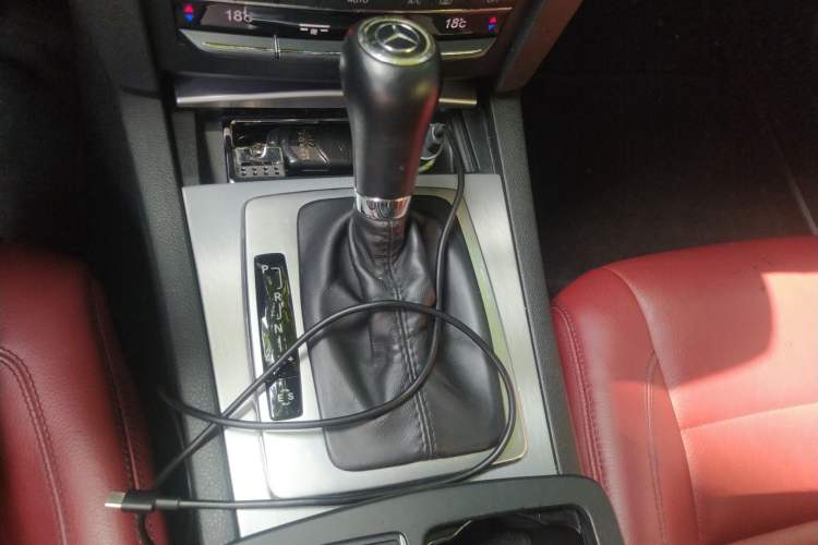 Used Mercedes-Benz E-Class 2011 E 260 CGI Coupe Gear Lever