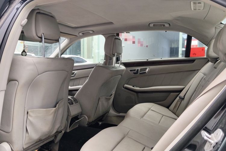 Used Mercedes-Benz E-Class 2011 E 200 L CGI Elegant Model Headliner