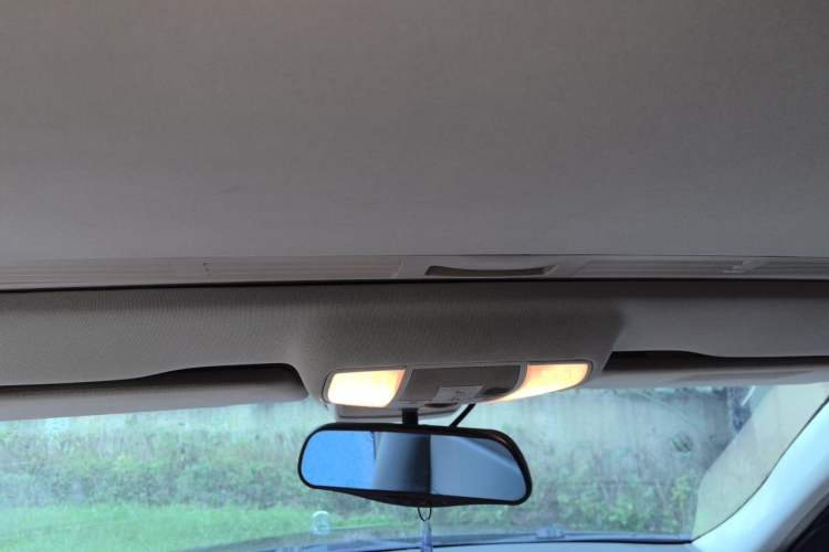 Used Mercedes-Benz E-Class 2011 E 200 L CGI Elegant Model Headliner