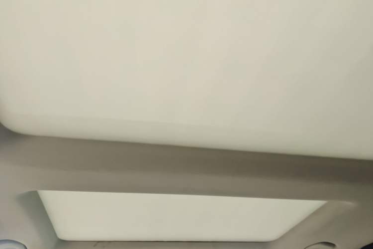 Used Mercedes-Benz E-Class 2011 E 260 L CGI Fashion Model Headliner