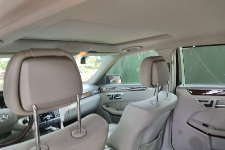 Used Mercedes-Benz E-Class 2011 E 200 L CGI Elegant Model Headliner