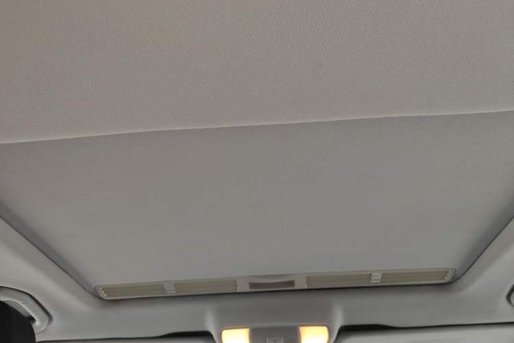 Used Mercedes-Benz E-Class 2011 E 300 L Elegant Model Headliner