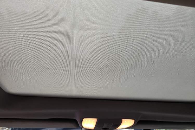 Used Mercedes-Benz E-Class 2011 E 260 L CGI Fashion Model Headliner