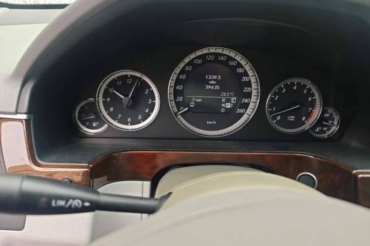 Used Mercedes-Benz E-Class 2011 E 300 L Elegant Model Instrument Cluster