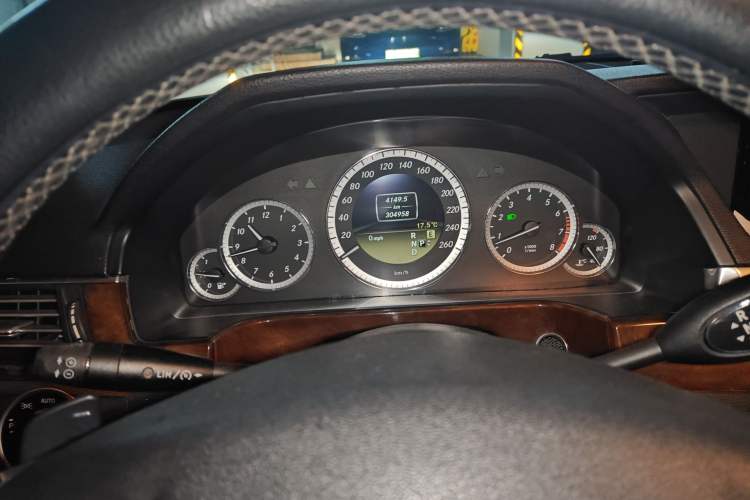Used Mercedes-Benz E-Class 2011 E 300 L Elegant Model Instrument Cluster