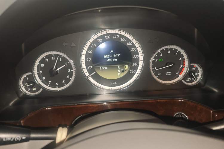 Used Mercedes-Benz E-Class 2011 E 300 L Elegant Model Instrument Cluster