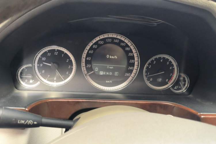 Used Mercedes-Benz E-Class 2011 E 200 L CGI Elegant Model Instrument Cluster