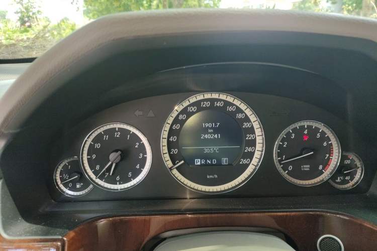 Used Mercedes-Benz E-Class 2011 E 200 L CGI Elegant Model Instrument Cluster