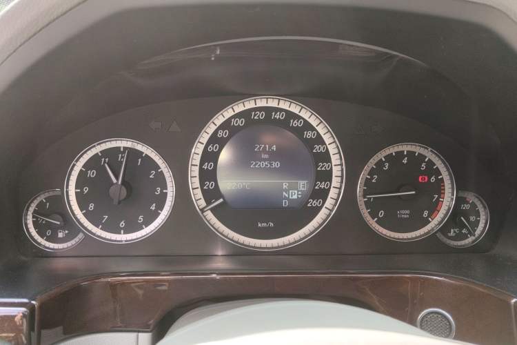 Used Mercedes-Benz E-Class 2011 E 300 L Elegant Model Instrument Cluster