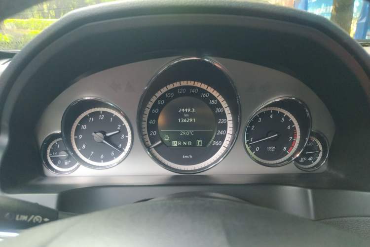 Used Mercedes-Benz E-Class 2011 E 260 CGI Coupe Instrument Cluster