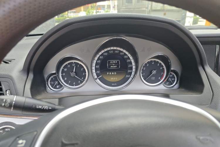 Used Mercedes-Benz E-Class 2011 E 260 CGI Convertible Edition Instrument Cluster