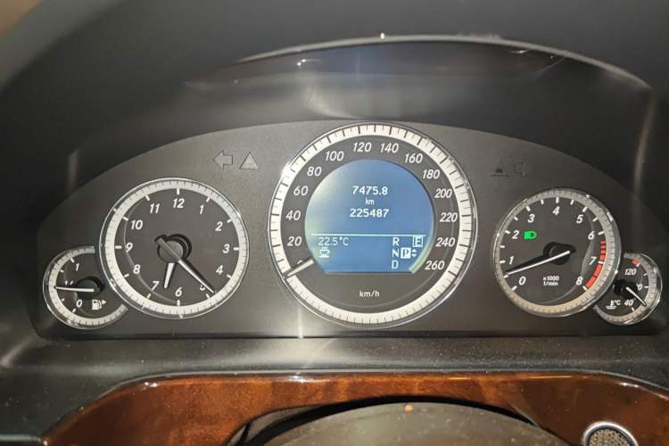 Used Mercedes-Benz E-Class 2011 E 300 L Elegant Model Instrument Cluster