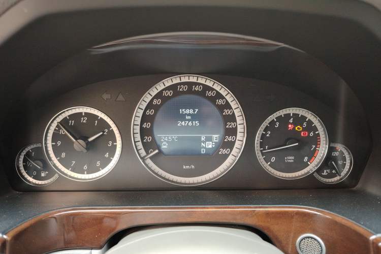 Used Mercedes-Benz E-Class 2011 E 300 L Elegant Model Instrument Cluster
