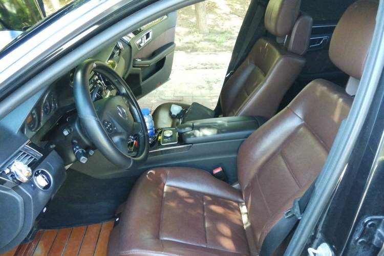 Used Mercedes-Benz E-Class 2011 E 300 L Fashion Prestige Model Left Front Seat