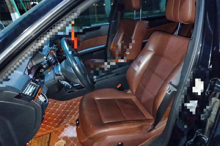 Used Mercedes-Benz E-Class 2011 E 260 L CGI Fashion Model Left Front Seat