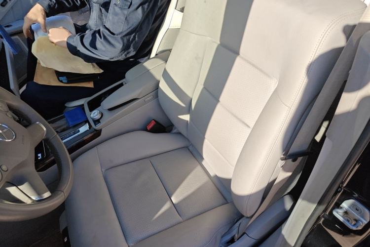Used Mercedes-Benz E-Class 2011 E 200 L CGI Elegant Model Left Front Seat