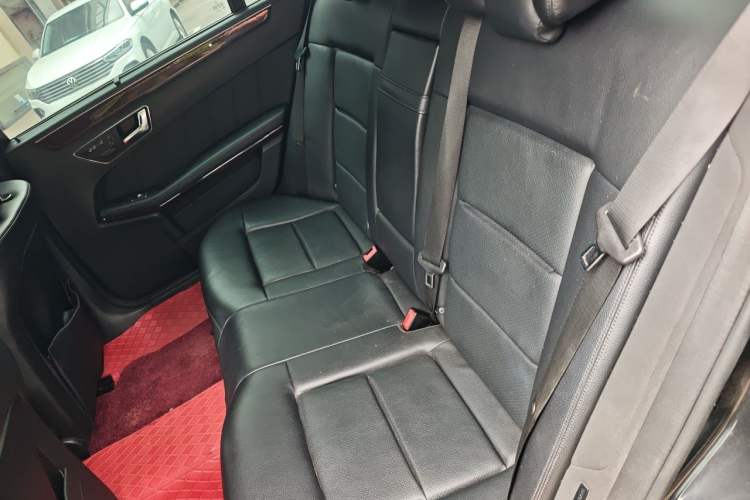 Used Mercedes-Benz E-Class 2011 E 200 L CGI Elegant Model Left Rear Seat