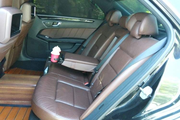 Used Mercedes-Benz E-Class 2011 E 300 L Fashion Prestige Model Left Rear Seat