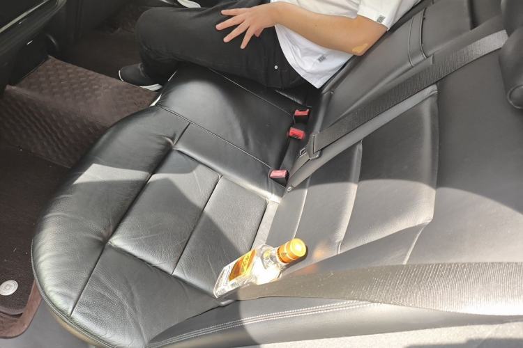 Used Mercedes-Benz E-Class 2011 E 300 L Fashion Prestige Model Left Rear Seat