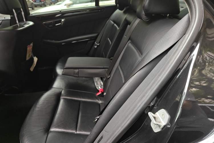 Used Mercedes-Benz E-Class 2011 E 260 L CGI Fashion Model Left Rear Seat