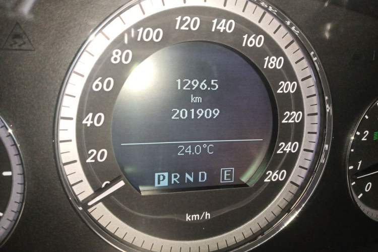 Used Mercedes-Benz E-Class 2011 E 200 L CGI Elegant Model Odometer Close Up