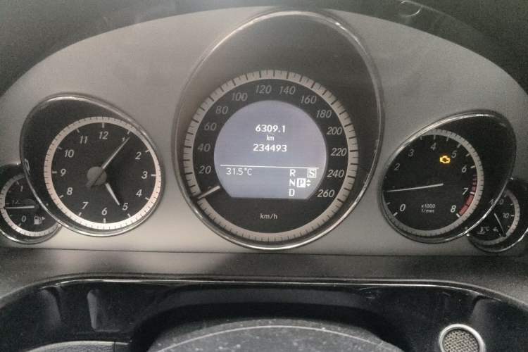 Used Mercedes-Benz E-Class 2011 E 300 L Elegant Model Odometer Close Up