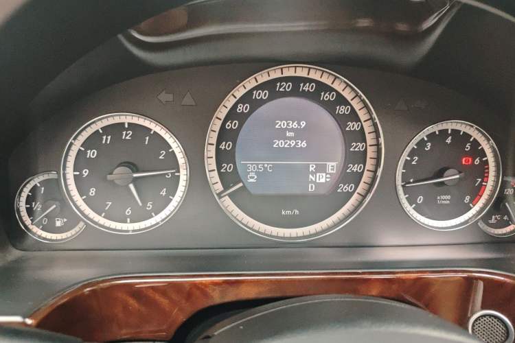 Used Mercedes-Benz E-Class 2011 E 300 L Elegant Model Odometer Close Up
