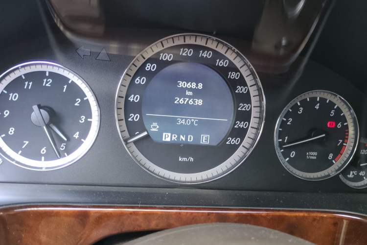 Used Mercedes-Benz E-Class 2011 E 200 L CGI Elegant Model Odometer Close Up