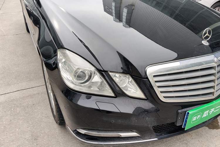 Used Mercedes-Benz E-Class 2011 E 200 L CGI Elegant Model Right Front Headlight
