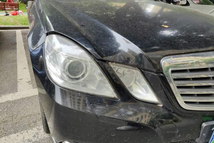 Used Mercedes-Benz E-Class 2011 E 200 L CGI Elegant Model Right Front Headlight