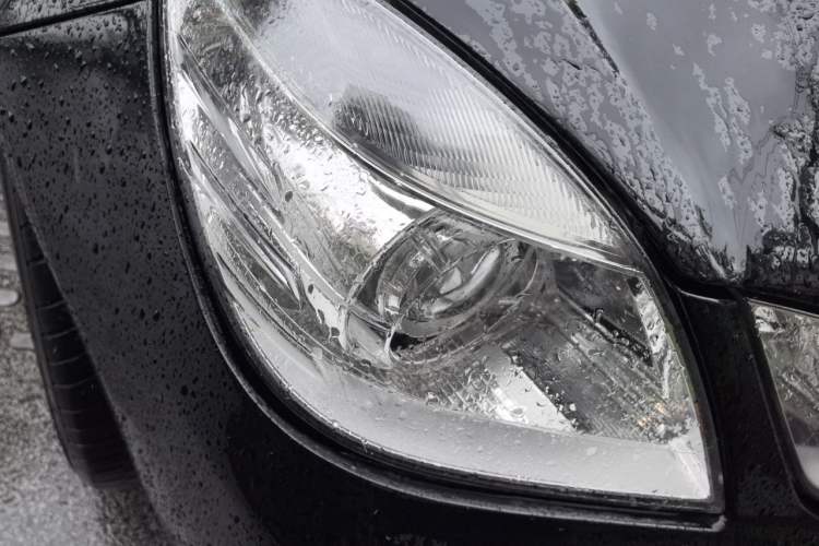 Used Mercedes-Benz E-Class 2011 E 200 L CGI Elegant Model Right Front Headlight