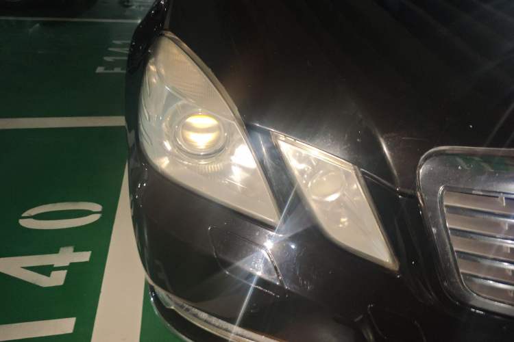 Used Mercedes-Benz E-Class 2011 E 300 L Elegant Model Right Front Headlight