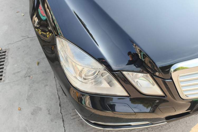 Used Mercedes-Benz E-Class 2011 E 300 L Elegant Model Right Front Headlight