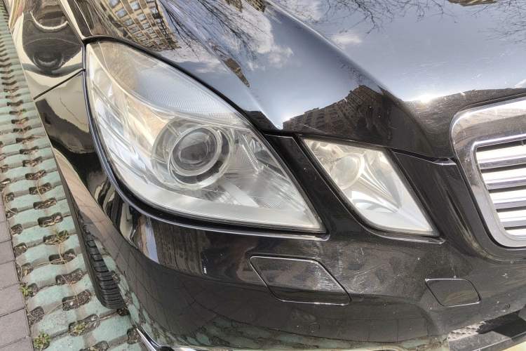 Used Mercedes-Benz E-Class 2011 E 300 L Elegant Model Right Front Headlight