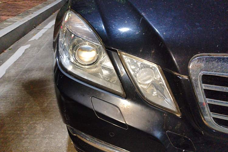 Used Mercedes-Benz E-Class 2011 E 260 L CGI Fashion Model Right Front Headlight