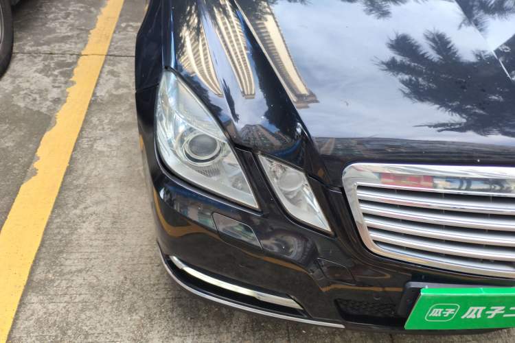Used Mercedes-Benz E-Class 2011 E 200 L CGI Elegant Model Right Front Headlight