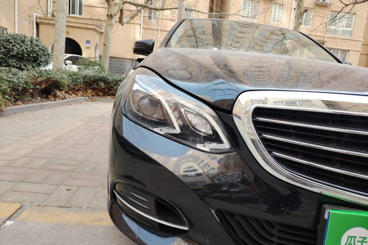 Used Mercedes-Benz E-Class 2011 E 300 L Elegant Model Right Front Headlight