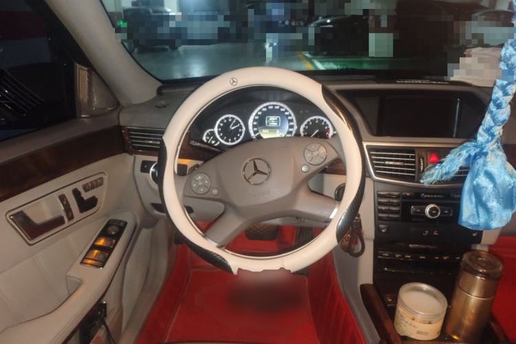 Used Mercedes-Benz E-Class 2011 E 300 L Elegant Model Steering Wheel