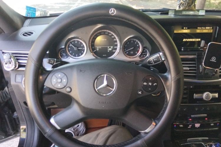 Used Mercedes-Benz E-Class 2011 E 300 L Fashion Prestige Model Steering Wheel