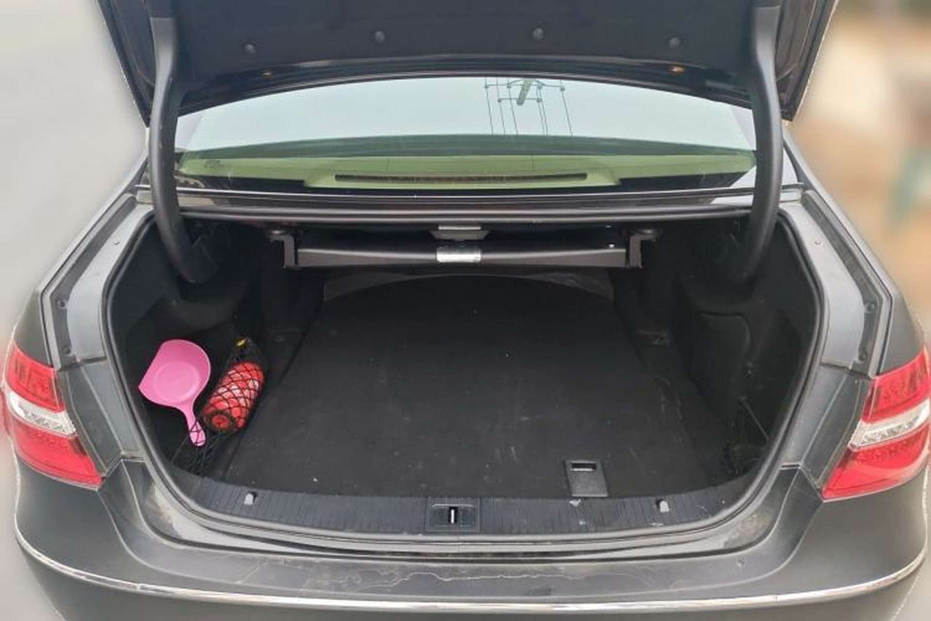Used Mercedes-Benz E-Class 2011 E 300 L Elegant Model Trunk